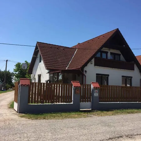 House And Balatonmariafuerdo 19319 Holiday home